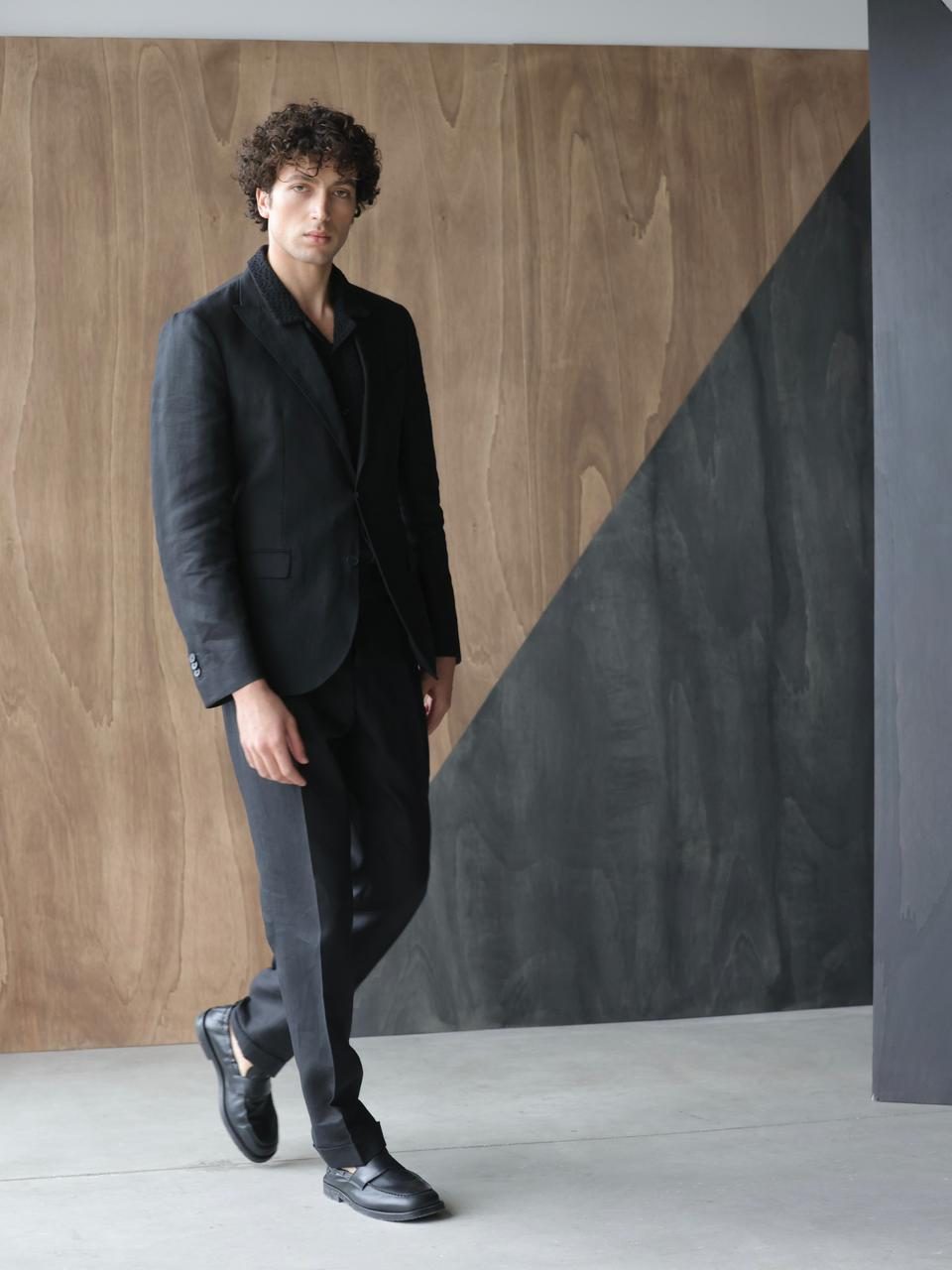 Talent gallery photo