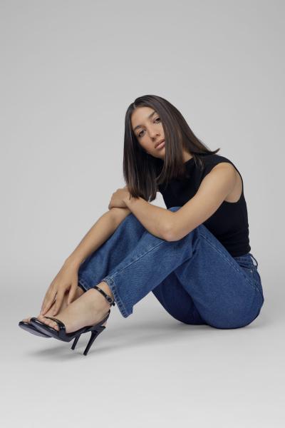 Charlotte D. gallery photo